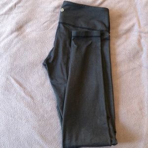 LULULEMON Blue Athletic Leggings